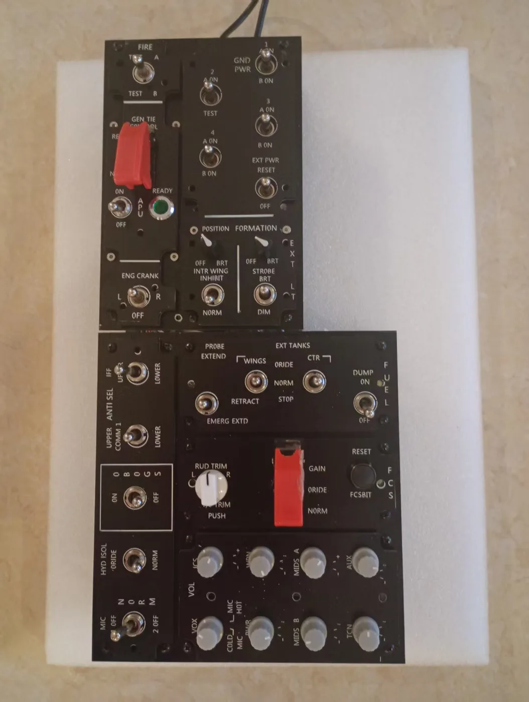 F/A-18C left console panel, APU/GND PWR/GEN TIE section